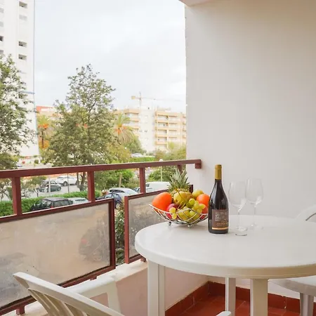 Serene Bright Flat W/ Balcony - * Portimão